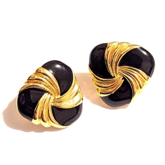 Vintage Napier Gold Tone Black Enameled Swirl Chic Clip On Screwback Earrings - Picture 2 of 4